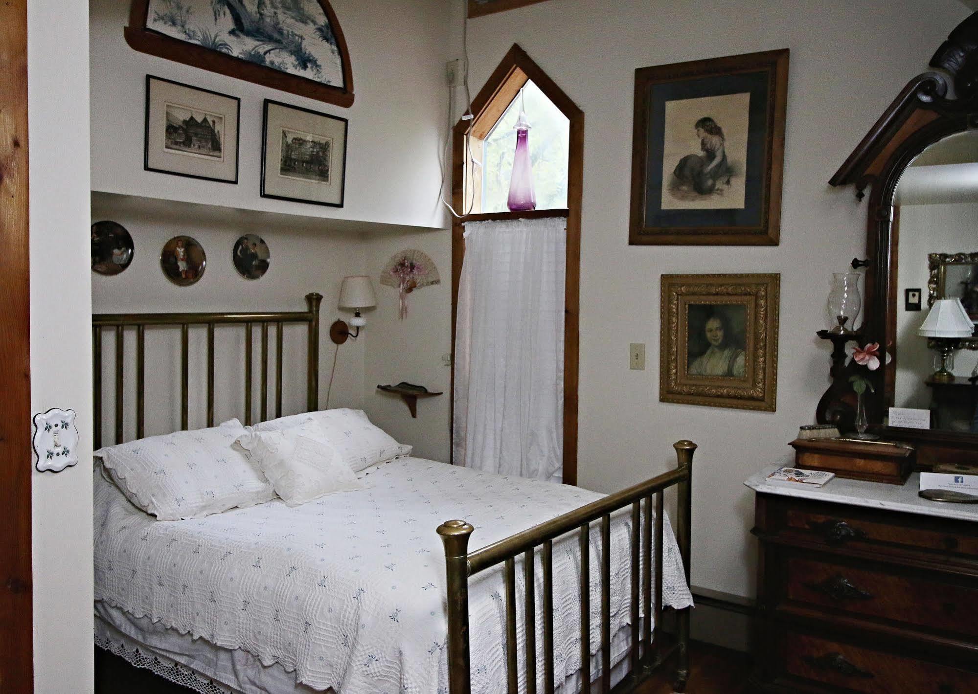Ebenezer House Bed & Breakfast Burtonsville Exterior photo